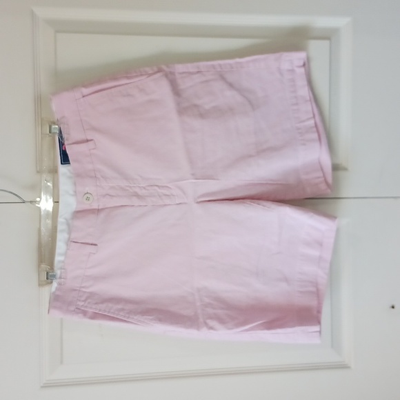 Vineyard Vines Other - Vineyard Vines pinstripe flat front shorts - waist 33 - pink and white